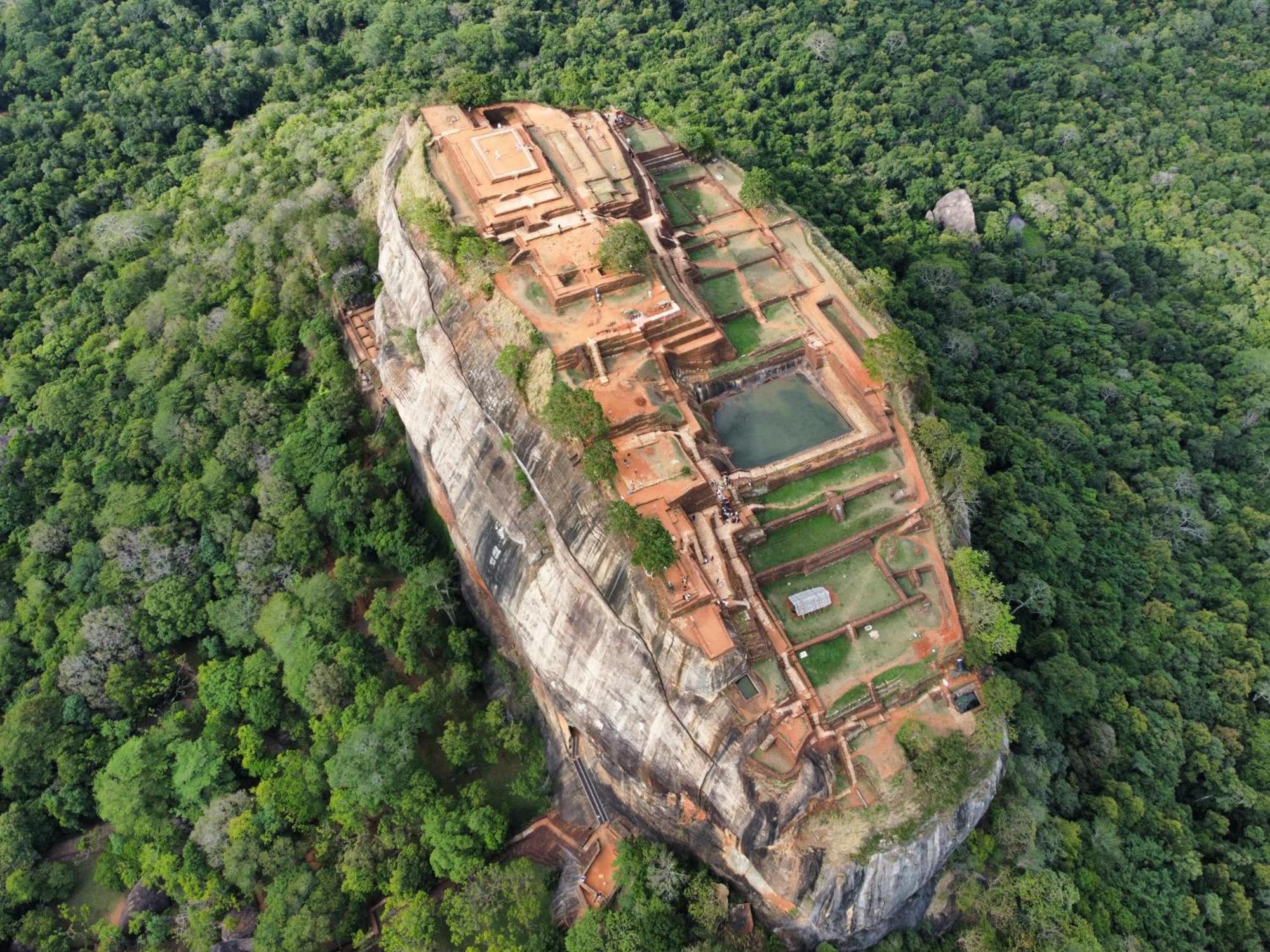 Castle View Sigiriya Hotel Exterior photo